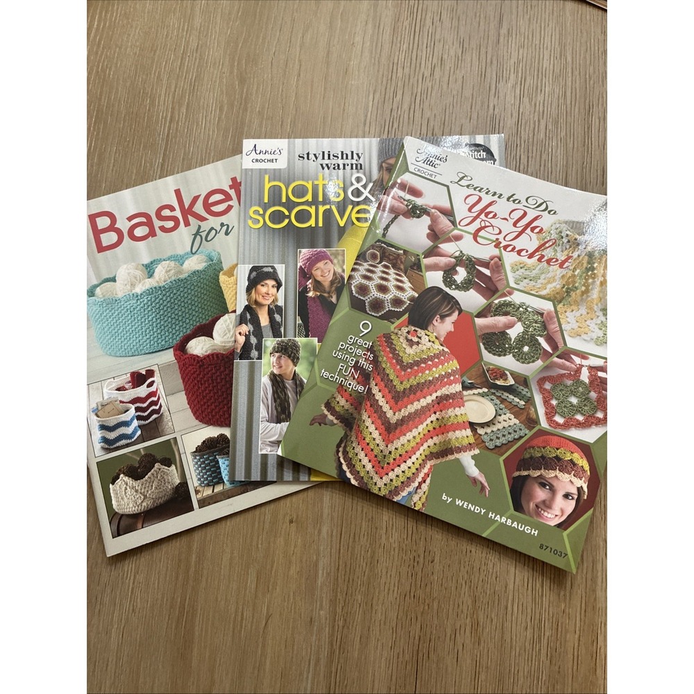 Lot Of 3 Annie's Crochet Books Baskets Hats & Scarves Yo-Yo Crochet